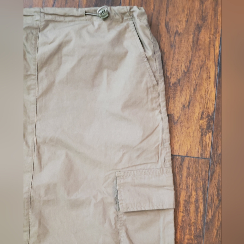 Hunter & Brown NWT Parachute Cargo Midi Skirt Adjustable Green Khaki Size S - Picture 3 of 10